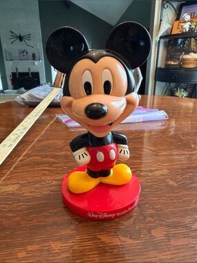 2002 Walt Disney World Resort Kellogg Co 8" Bobble Head Plastic Mickey Mouse